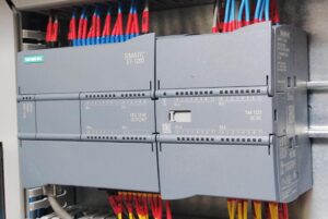programmable logic controllers-plc